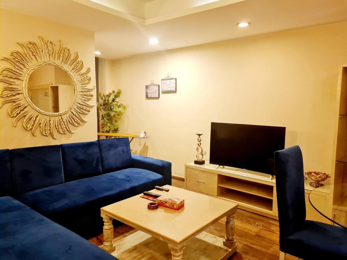 Royal Residencia Centaurus Apartment Islamabad Bagian luar foto