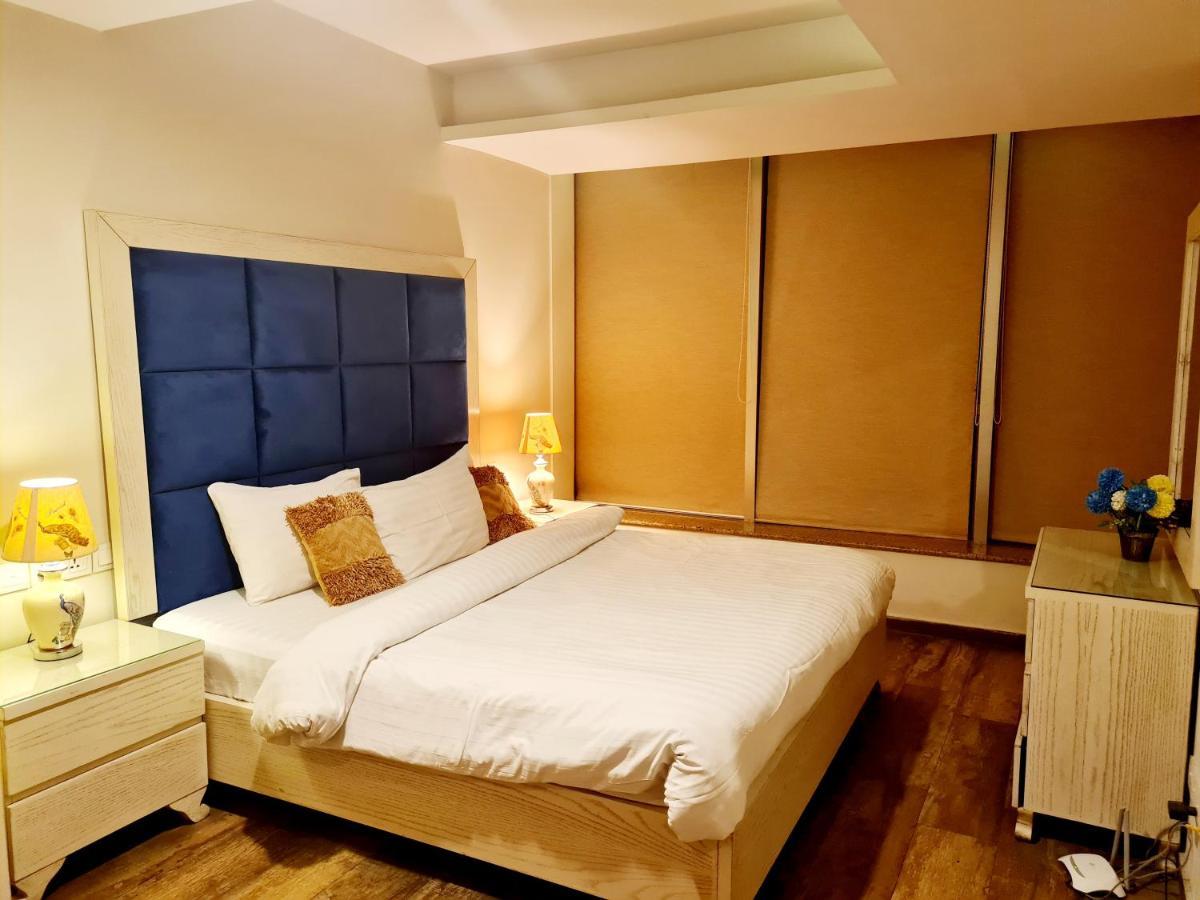 Royal Residencia Centaurus Apartment Islamabad Bagian luar foto