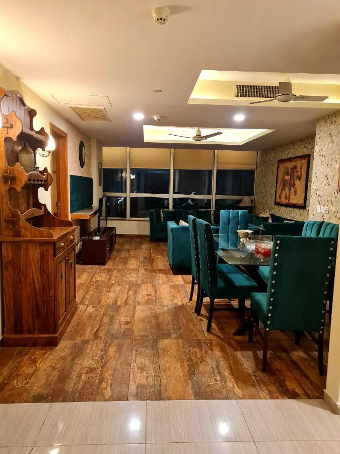 Royal Residencia Centaurus Apartment Islamabad Bagian luar foto