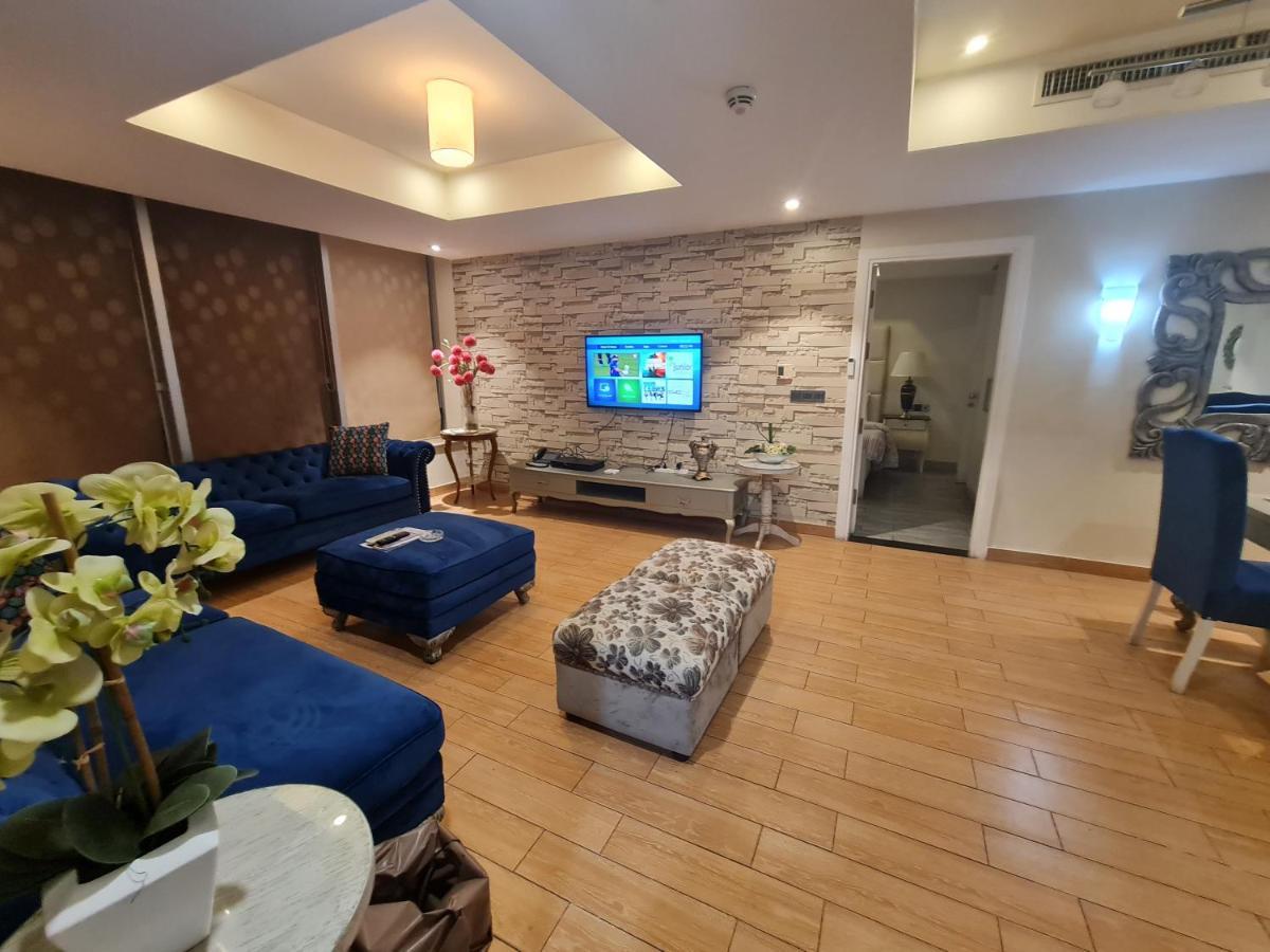 Royal Residencia Centaurus Apartment Islamabad Bagian luar foto