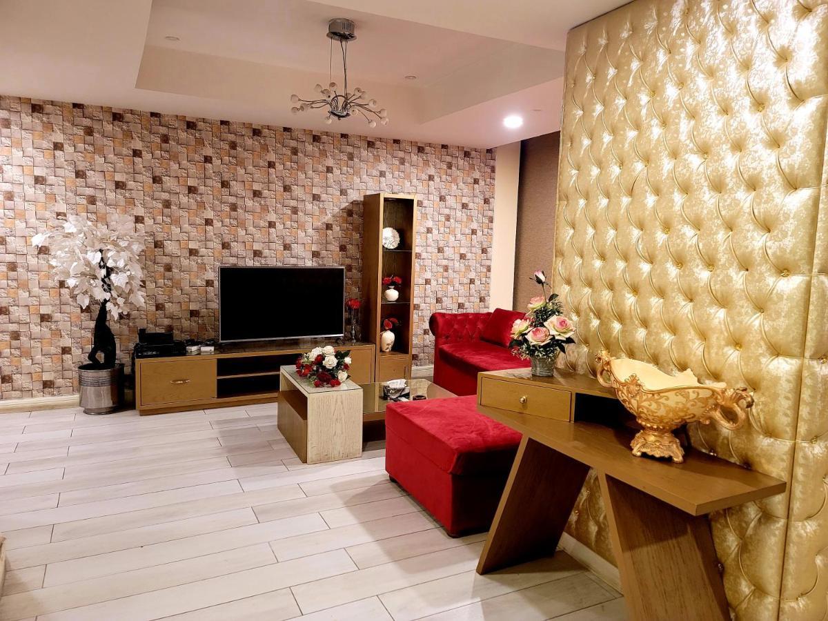 Royal Residencia Centaurus Apartment Islamabad Bagian luar foto