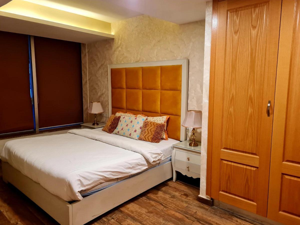 Royal Residencia Centaurus Apartment Islamabad Bagian luar foto